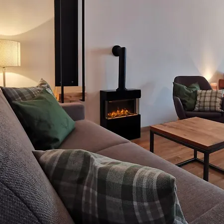 Hirschzauber A9 Montana Haus Апартаменты Оберстдорф