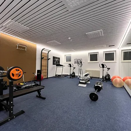 Hirschzauber A9 Montana Haus 아파트