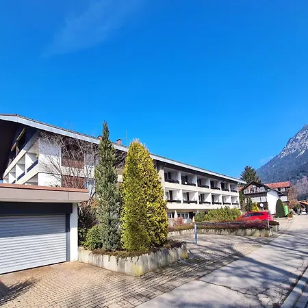 Hirschzauber A9 Montana Haus *